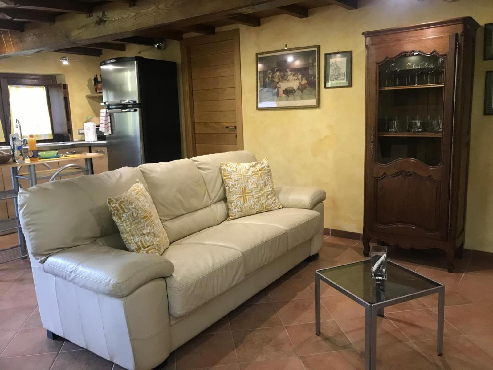 Casetta Santa Fortunata Guest House Sutri Bagian luar foto